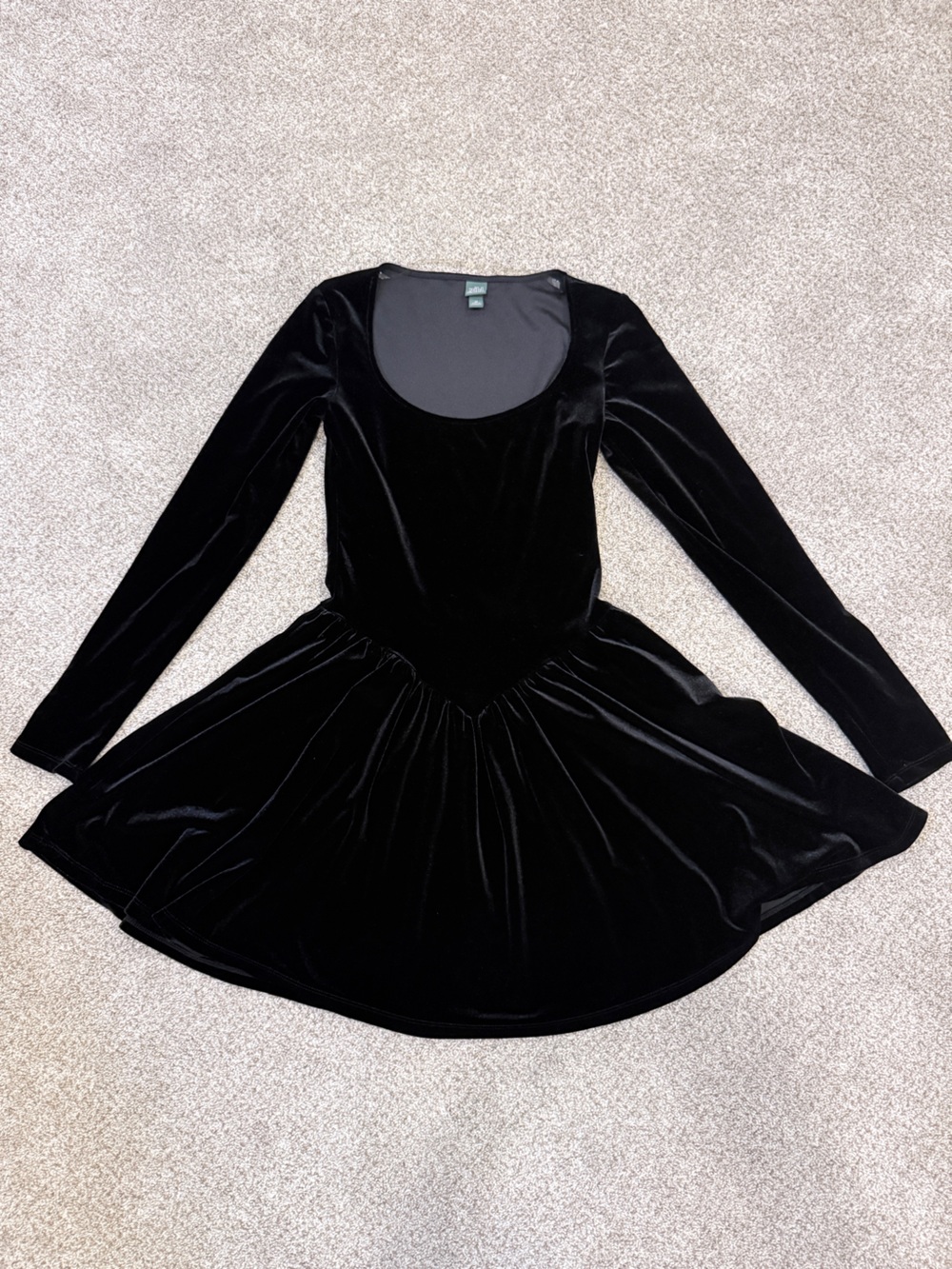 Wild Fable Black Velvet Long-Sleeve Fit & Flare Dress Teen Size XS
